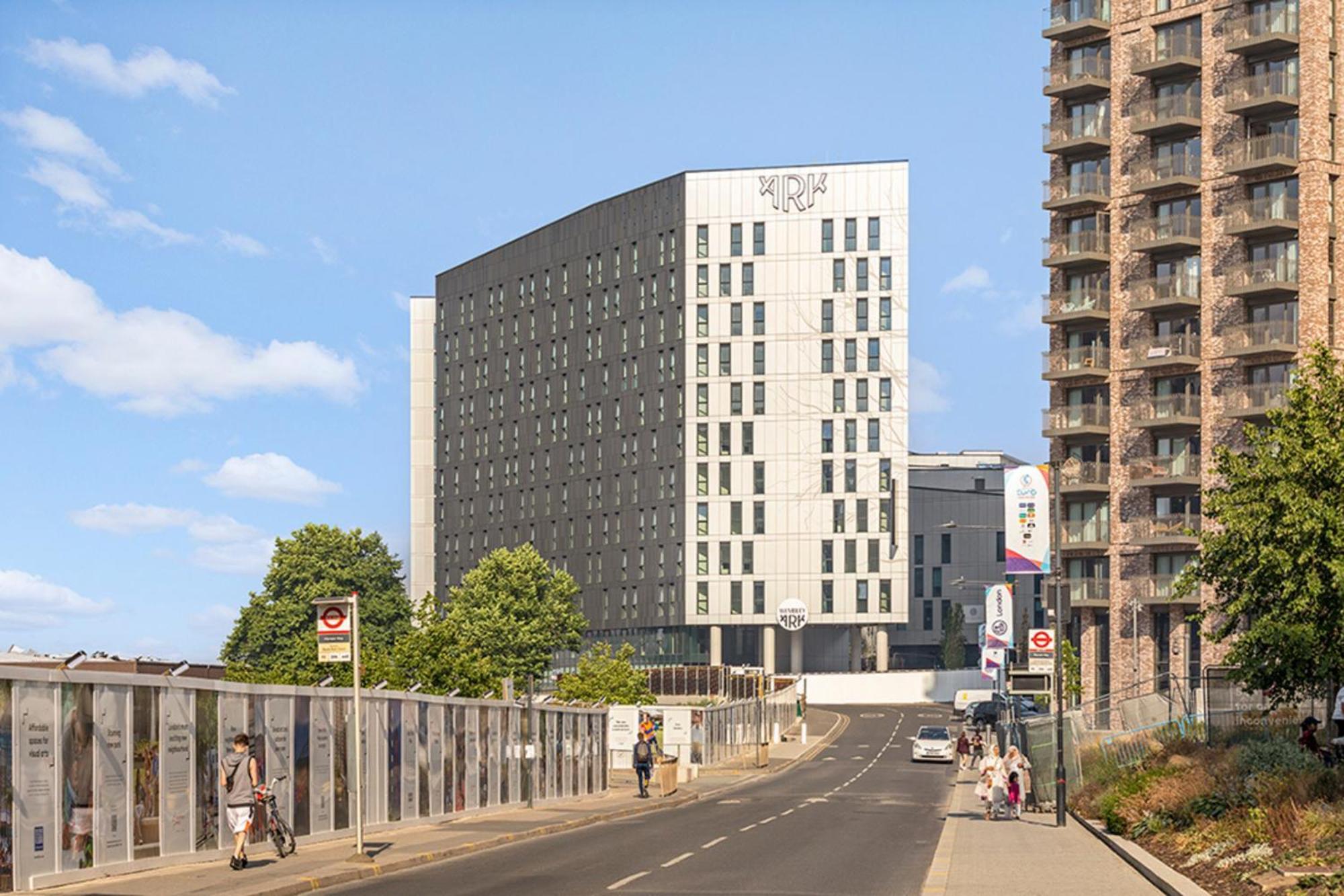 Ark Wembley Aparthotel London Kültér fotó
